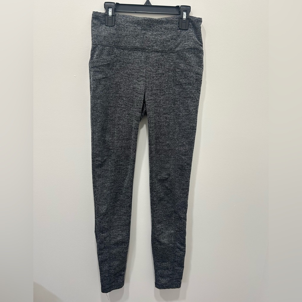 Athleta Leggings Size Small Gray/Black Full‎ Length Design Thick Gym Run Pockets
